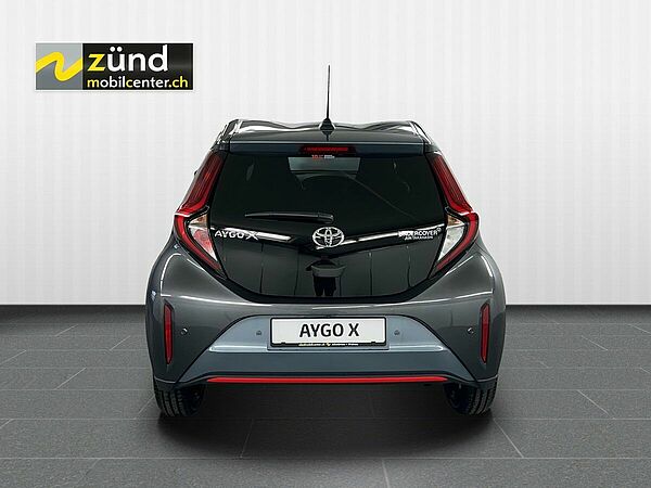 TOYOTA AYGO X