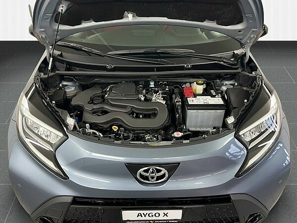 TOYOTA AYGO X
